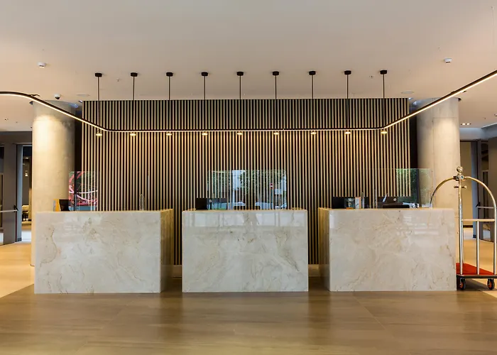 Hotel Mona Plaza